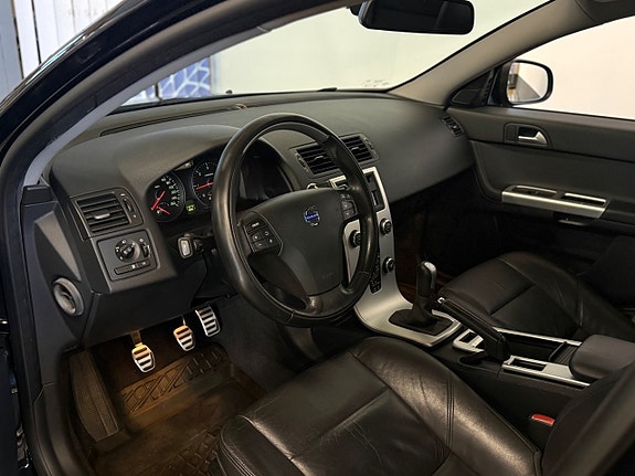 Volvo V50 9 of 18