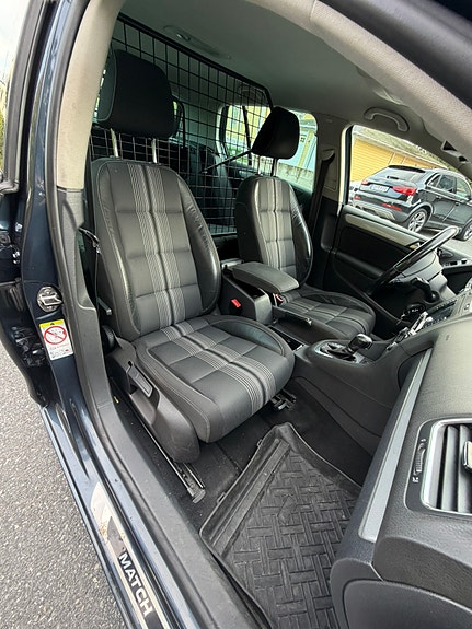 Volkswagen Golf VI 7 of 11