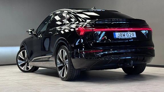 Audi Q8 21 of 26