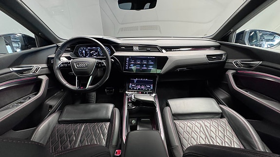 Audi Q8 8 of 26