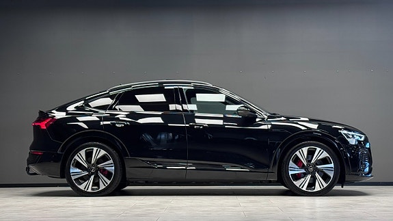 Audi Q8 5 of 26