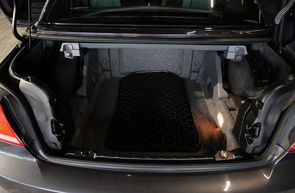 BMW 335i 18 of 23