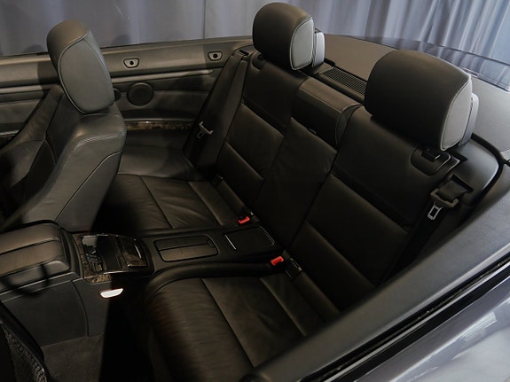 BMW 335i 10 of 23