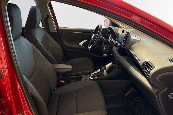 Toyota Yaris 7 of 14