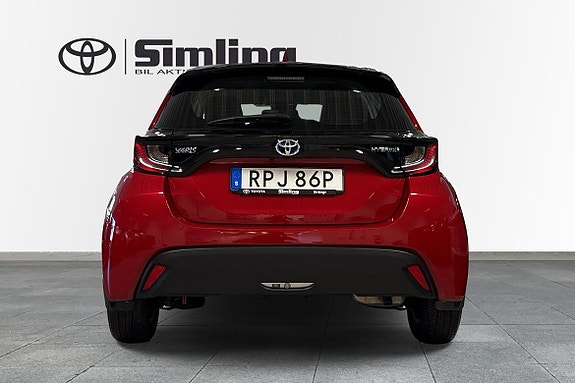 Toyota Yaris 5 of 14