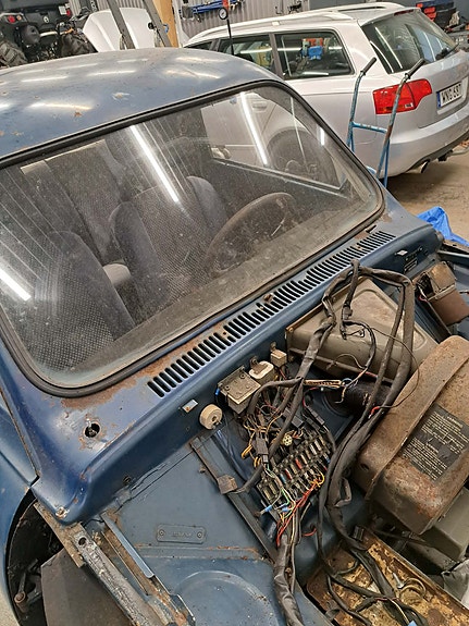 Saab V4 6 of 12