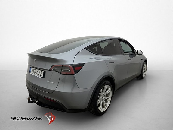 Tesla Model Y 9 of 30