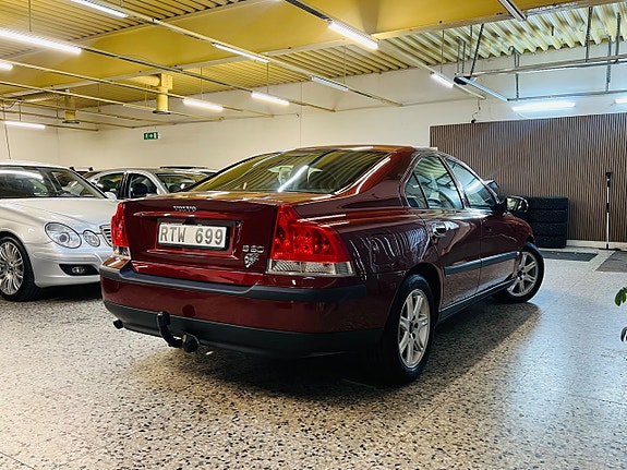 Volvo S60 4 of 19