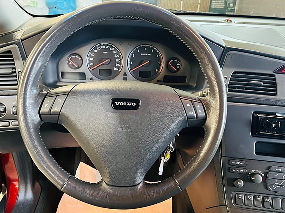 Volvo S60 13 of 19
