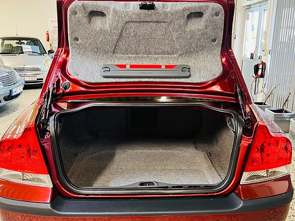 Volvo S60 10 of 19