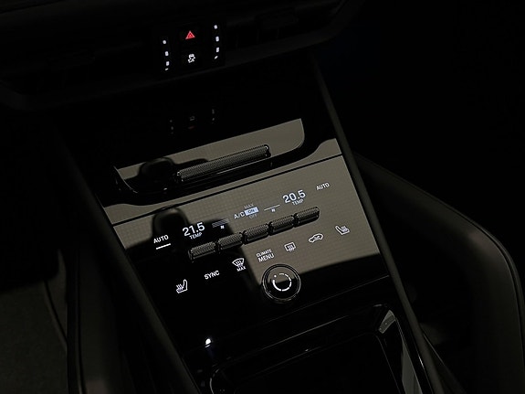 Porsche Cayenne 20 of 27
