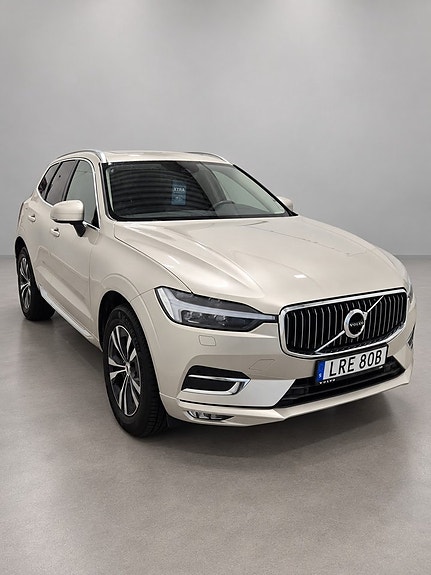 Volvo XC60 2 of 13