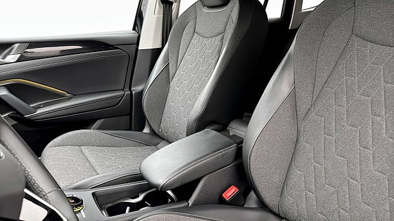Volkswagen Tiguan 8 of 19