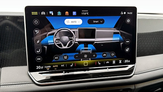 Volkswagen Tiguan 16 of 19