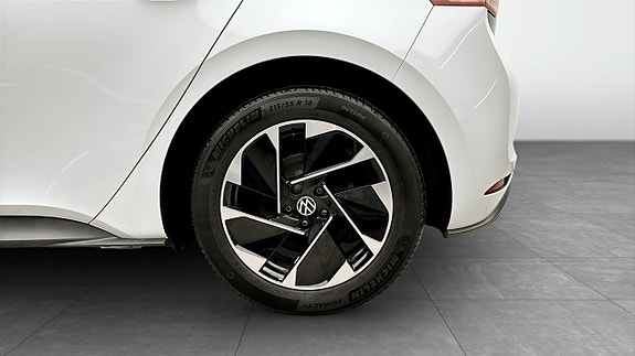Volkswagen ID.3 6 of 12