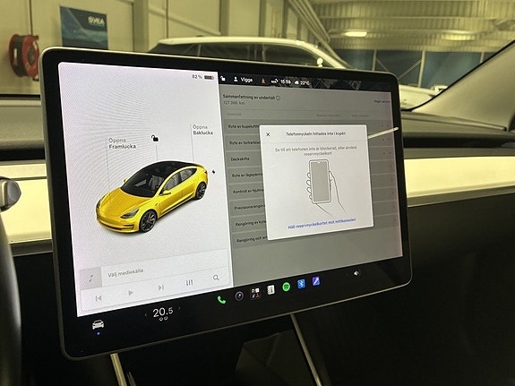 Tesla Model 3 15 of 16