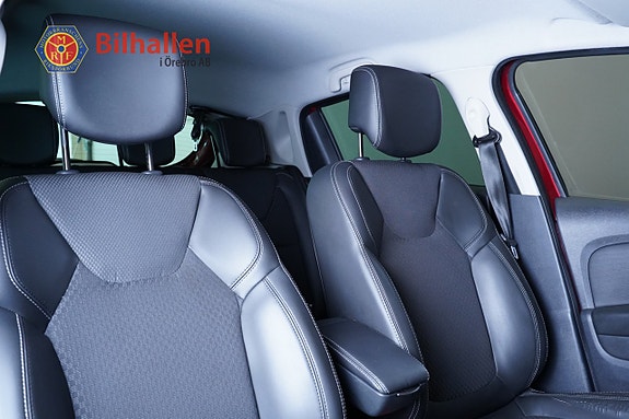 Renault Clio 16 of 26