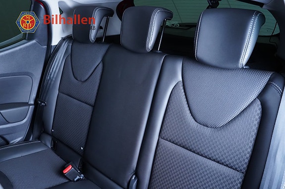 Renault Clio 17 of 26