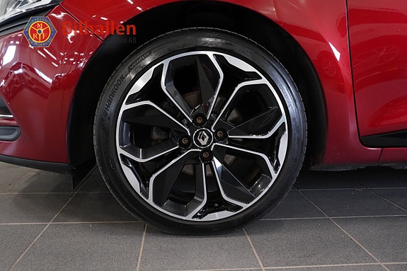 Renault Clio 26 of 26