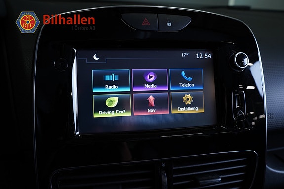 Renault Clio 20 of 26