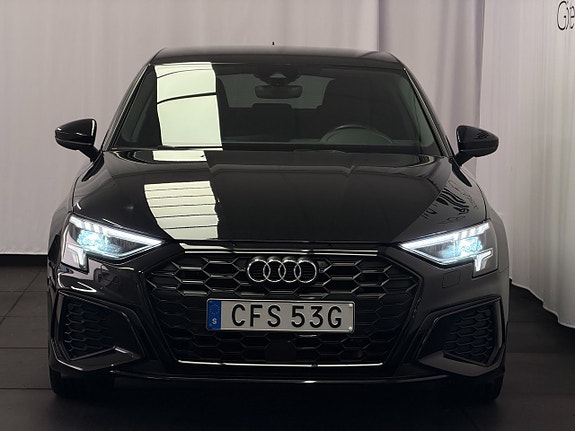 Audi A3 8 of 17
