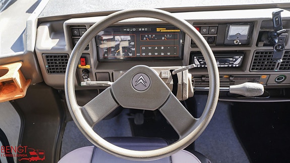 Elnagh Magnum 660 SL 21 of 21