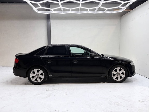 Audi A4 5 of 9