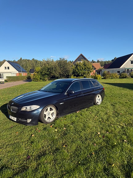 BMW 520d 4 of 7