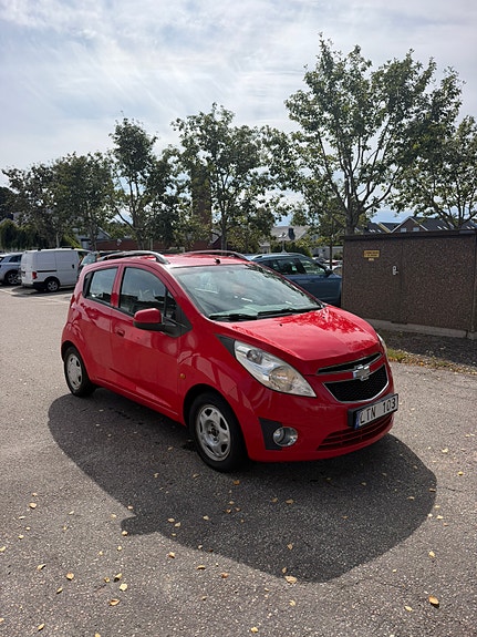 Chevrolet Spark 3 of 5