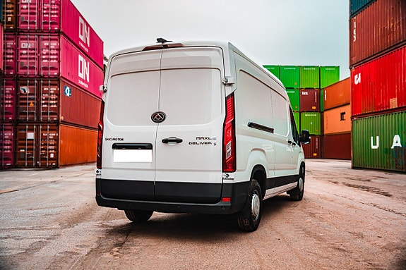 Maxus Deliver 9 3 of 10