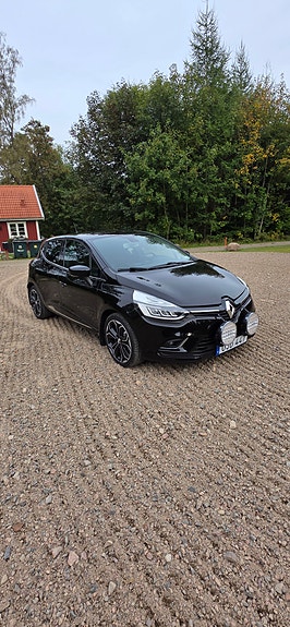 Renault Clio IV 5 of 11