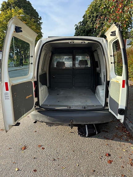 Volkswagen Caddy 5 of 5