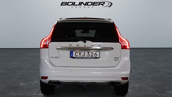 Volvo XC60 5 of 23