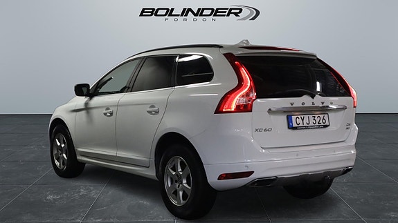 Volvo XC60 4 of 23