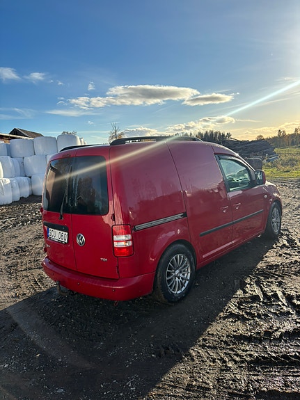Volkswagen Caddy 3 of 5