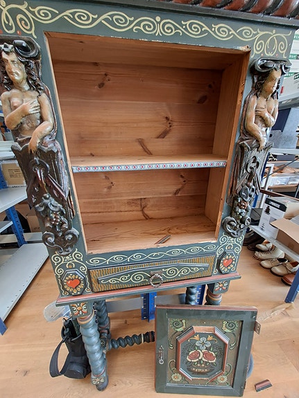 Product image 1 of 5