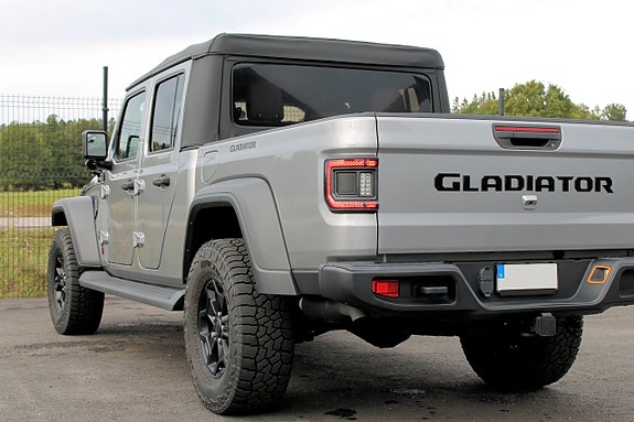 Jeep Gladiator 15 of 30