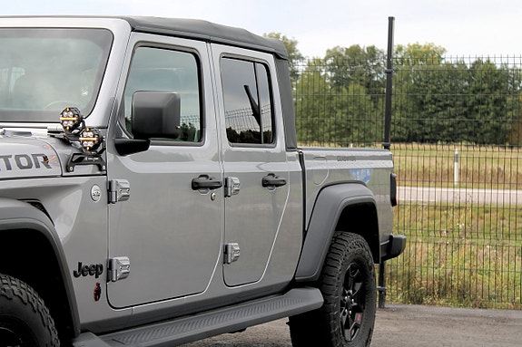 Jeep Gladiator 11 of 30