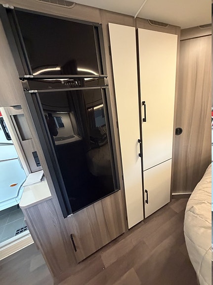 Kabe Estate 470 XL ks 7 of 9