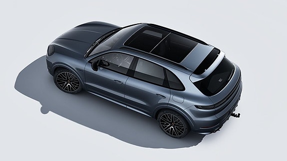 Porsche Cayenne 4 of 6
