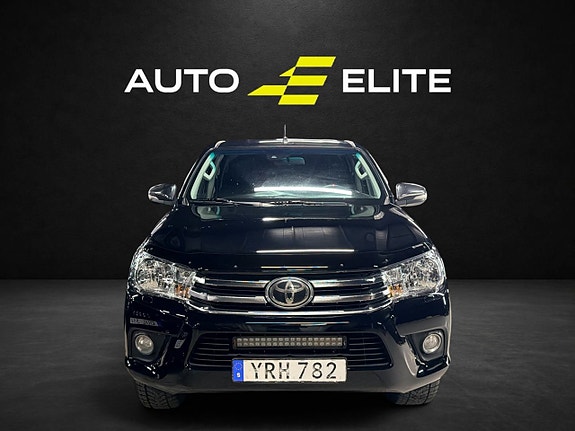 Toyota HiLux 10 of 21