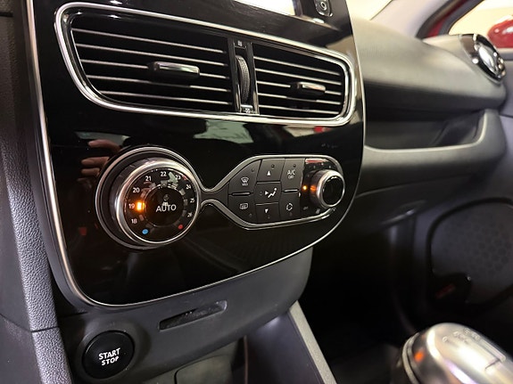Renault Clio 25 of 26