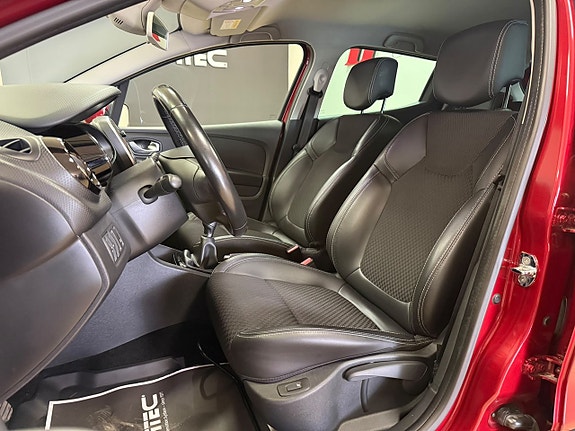Renault Clio 13 of 26
