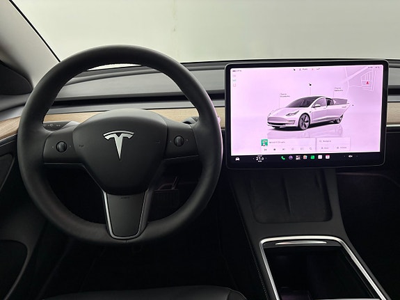 Tesla Model 3 16 of 25