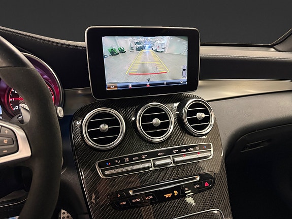 Mercedes-Benz GLC63 14 of 17