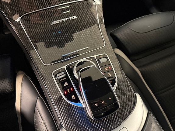 Mercedes-Benz GLC63 13 of 17