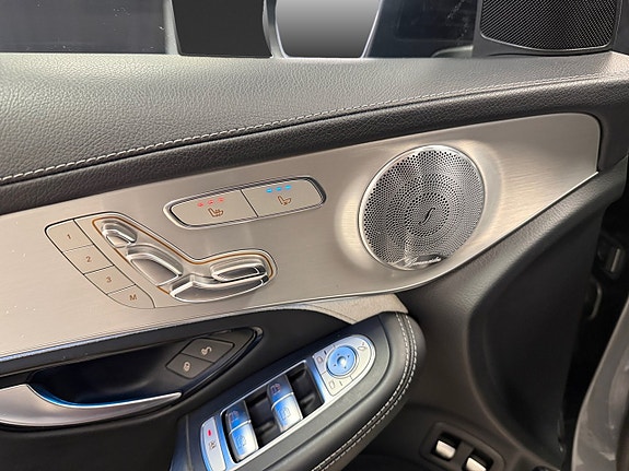 Mercedes-Benz GLC63 9 of 17