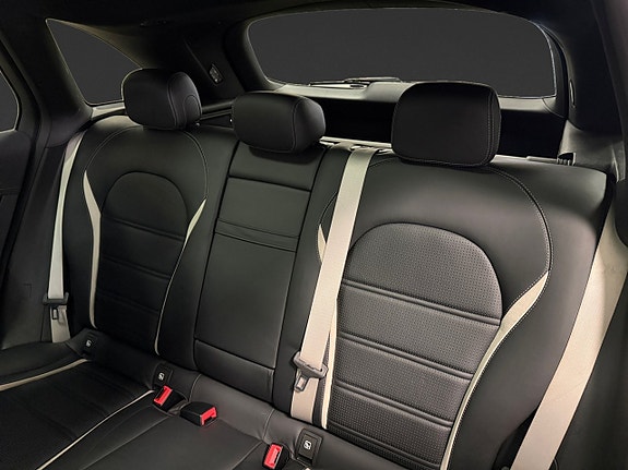 Mercedes-Benz GLC63 10 of 17