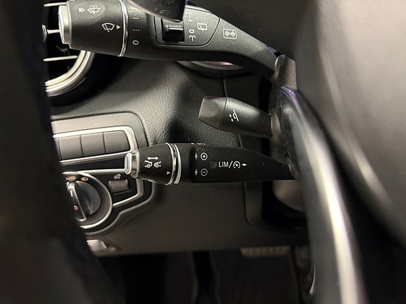 Mercedes-Benz GLC63 15 of 17