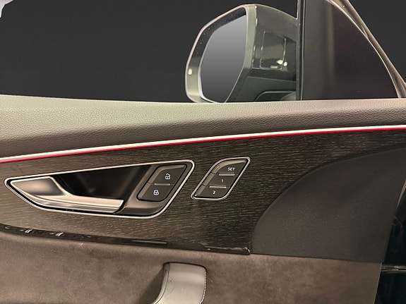 Audi Q8 9 of 22
